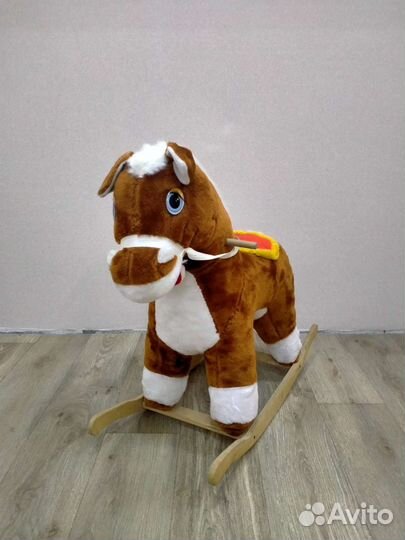 Качалка лошадь