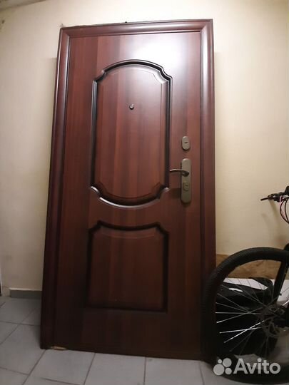 Дверь входная металлическая