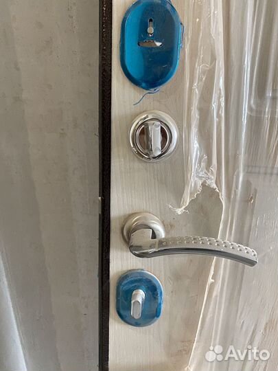 Дверь входная металлическая