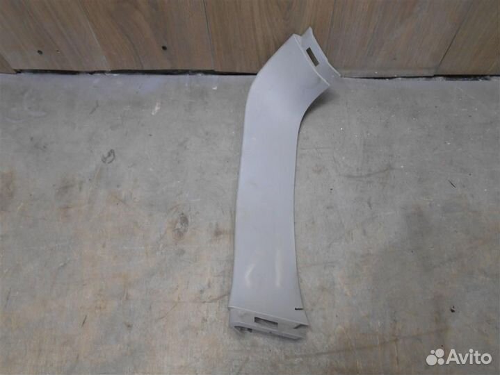 Накладка двери багажника от Suzuki Grand Vitara 2