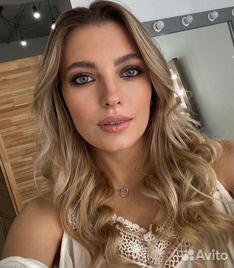 Макияж и прическа