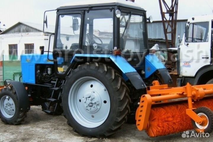 Тракторист на мтз 82
