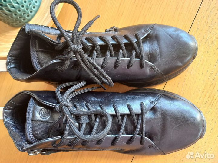 Ботинки ecco демисезонные 37 размер