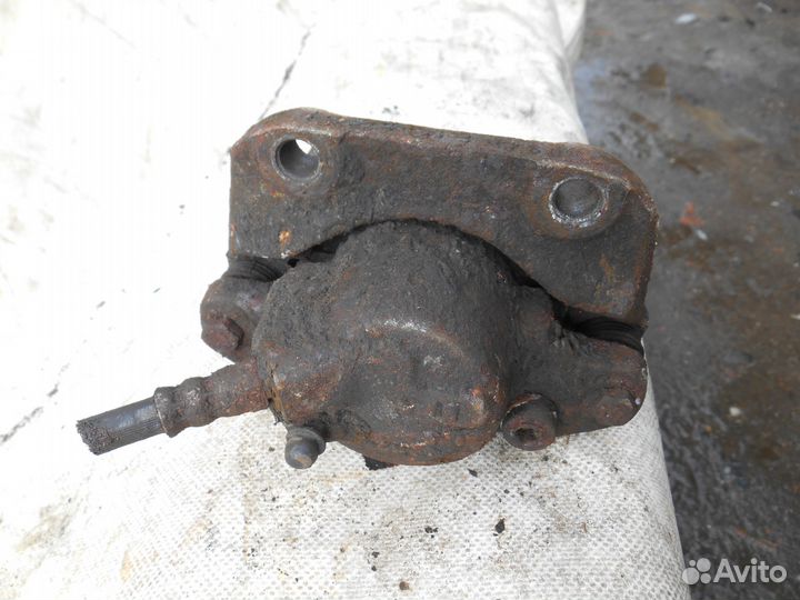 Передний правый суппорт Renault Logan Рено Логан