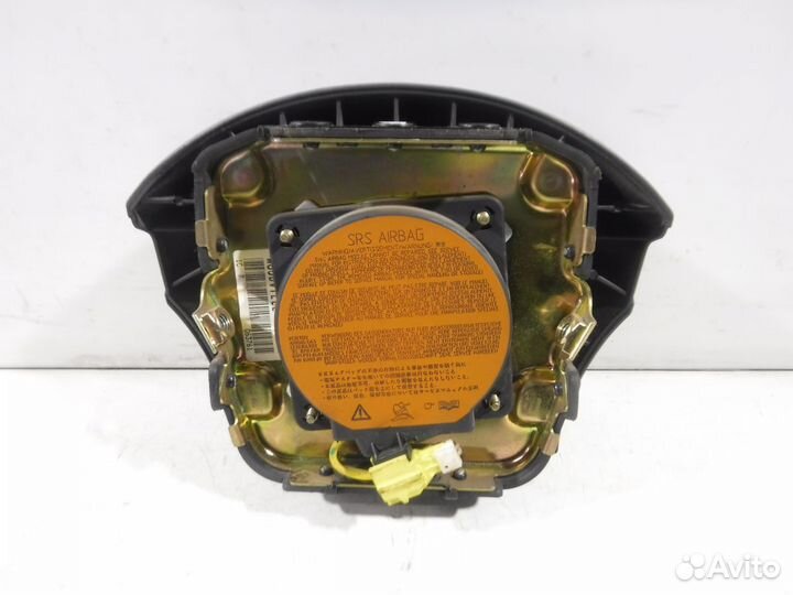 Подушка безопасности в рулевое колесо Nissan Primera