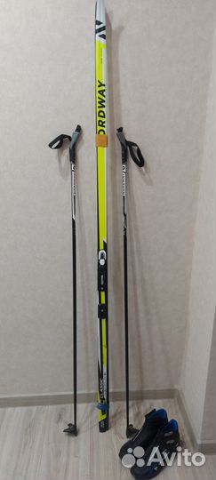 Лыжи беговые с ботинками