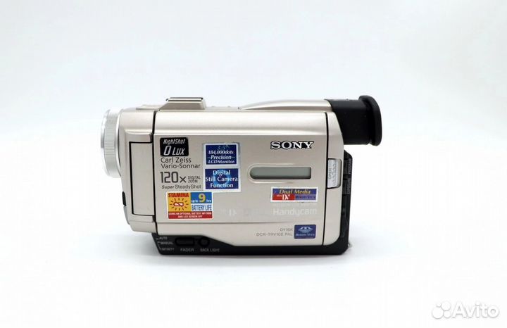 Видеокамера Sony DCR-TRV10E
