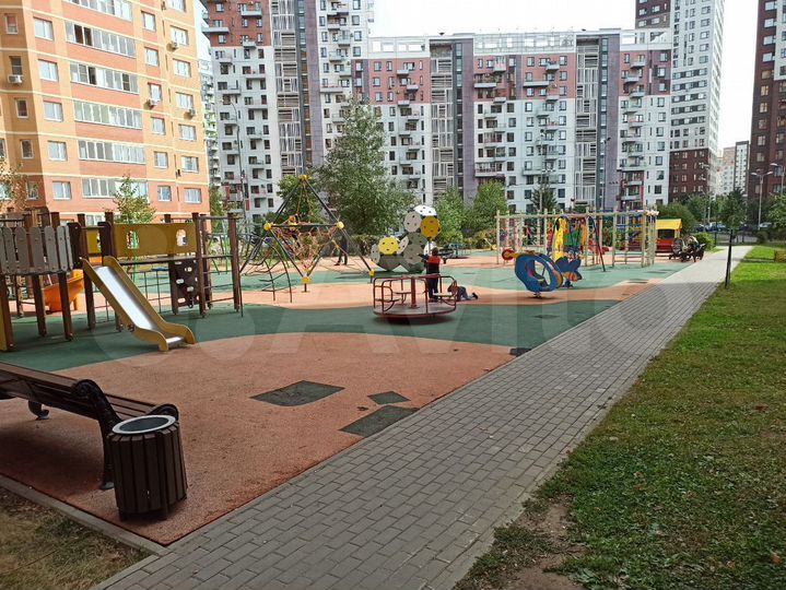 1-к. квартира, 46 м², 4/17 эт.