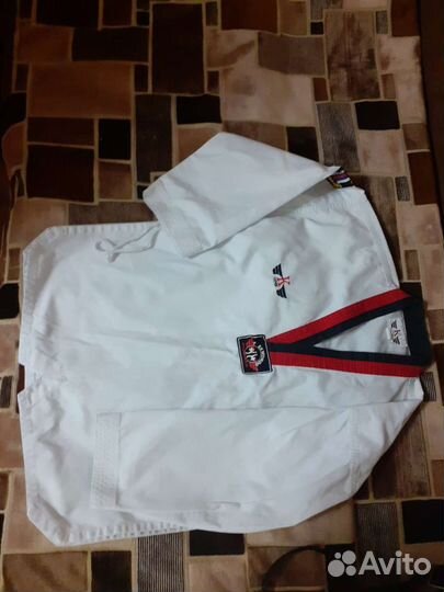 Костюм для тхэквондо