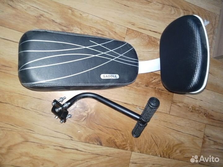 Сиденье на багажник велосипеда