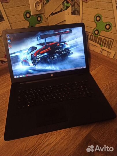 Огромный HP 17.3