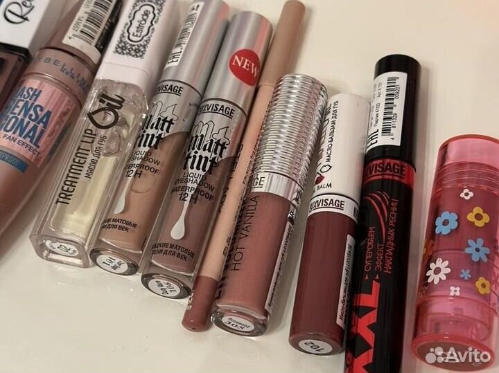 Набор косметики пакетом