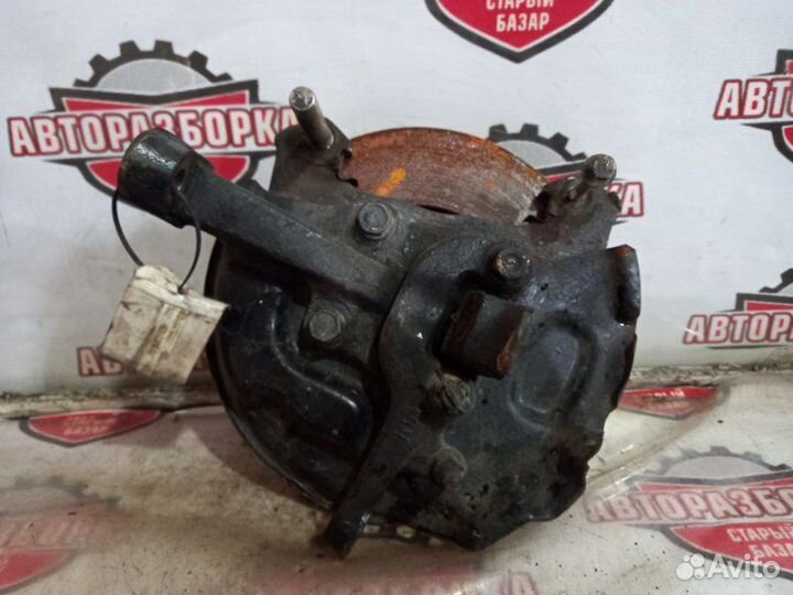 Ступица передняя правая Toyota Lite Ace CM51 2C