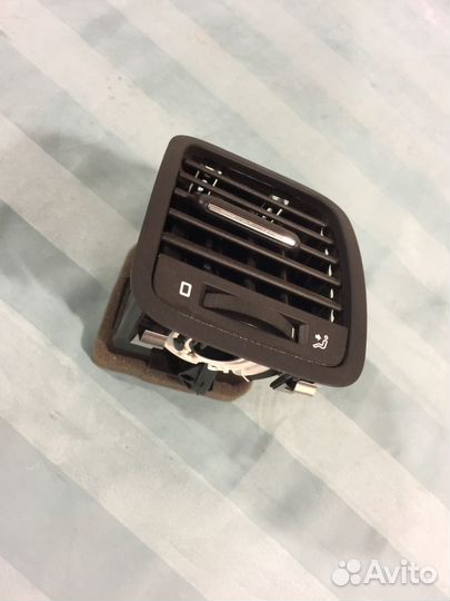 Дефлектор левый Шкода Йети