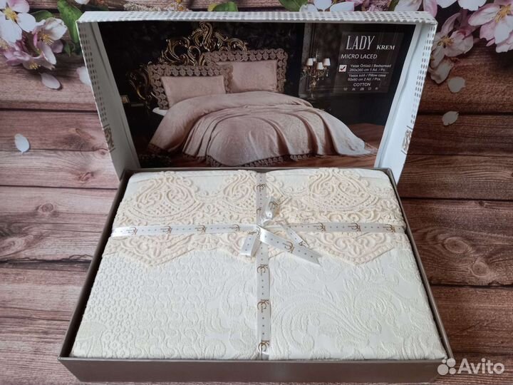 Покрывало на кровать