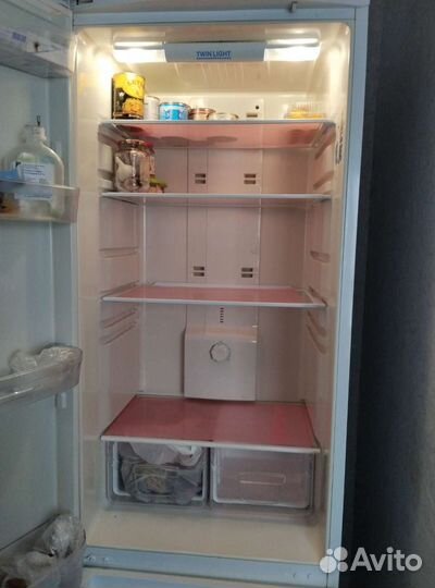 Холодильник бу indesit