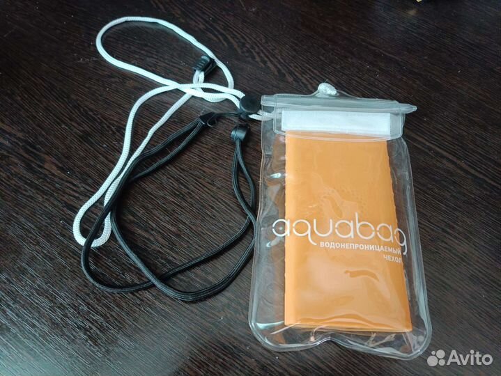 Водонепроницаемый чехол