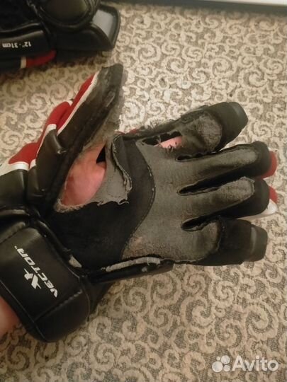 Краги хоккейные 13