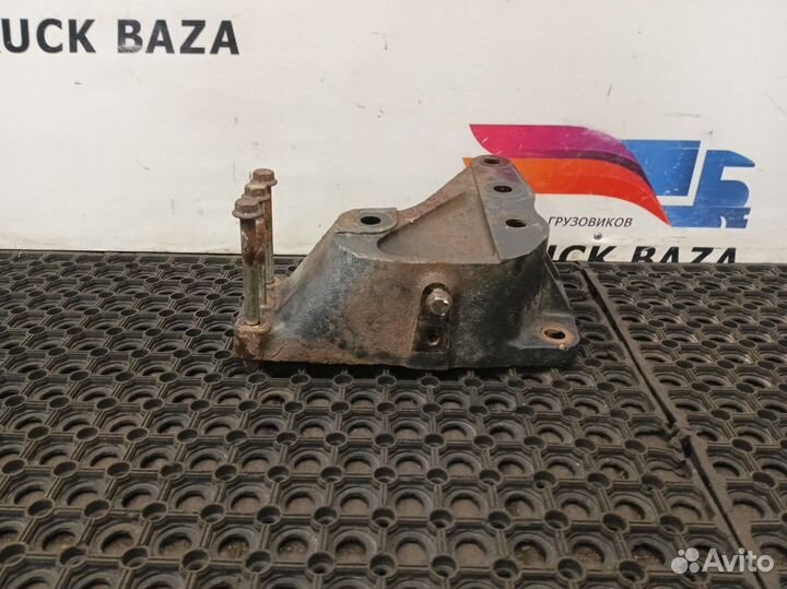 Кронштейн гура Man TGA, Man TGX