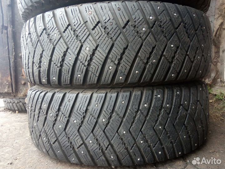 Goodyear UltraGrip Ice Arctic SUV 225/65 R17
