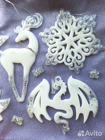 Елочные игрушки из эпоксидной смолы