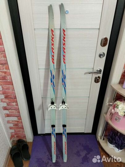 Беговые лыжи