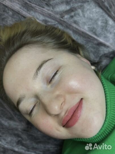 Перманентный макияж губ бровей