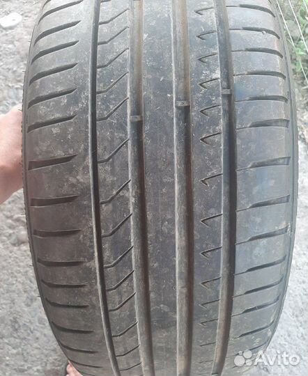 Pirelli Dragon Sport 245/40 R18