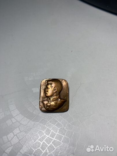 Значки Сталин