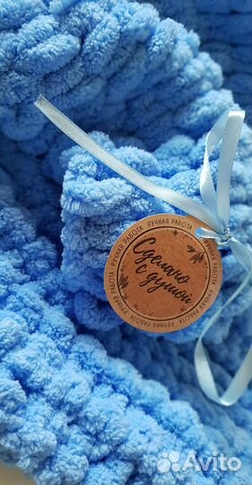 Ручная работа.Плюшевые плед и пинетки