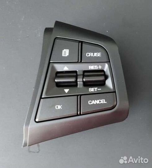 Кнопки руля с круиз контролем Hyundai Creta, IX25