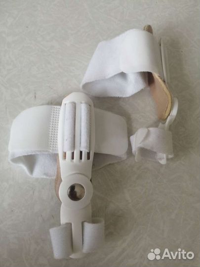 Корректор большого пальца стопы на ноге