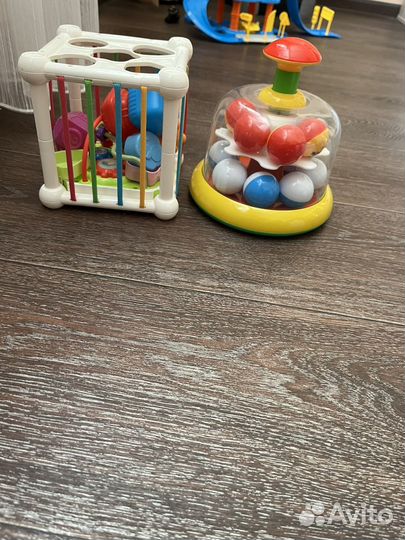 Развивающие игрушки