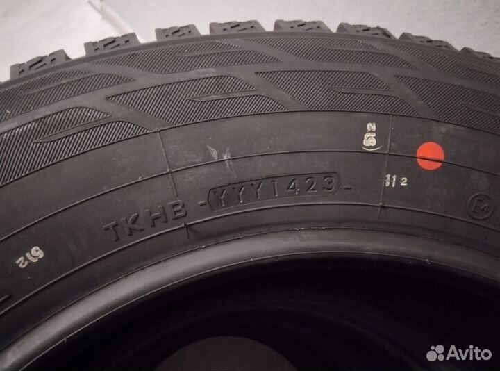 Yokohama Ice Guard Stud IG55 215/65 R16 102T