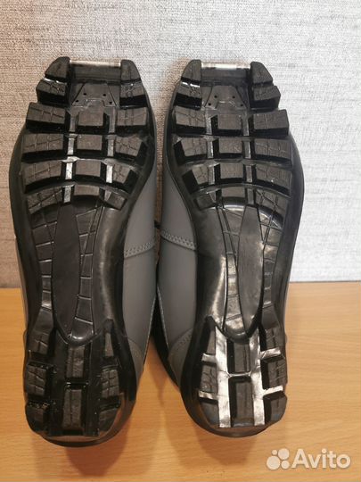 Лыжные ботинки loss