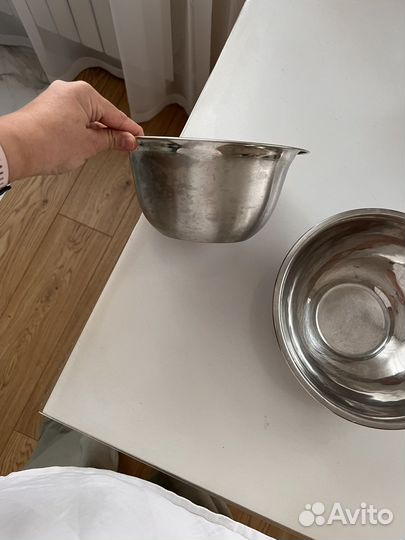 2 миски из нержавеющей стали