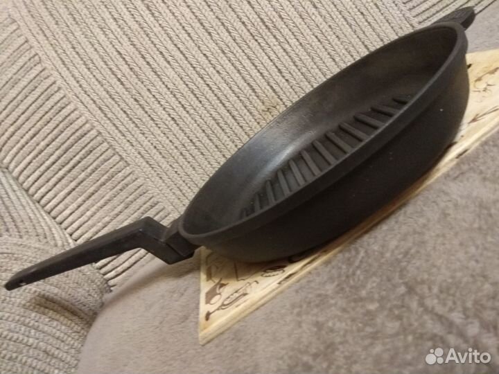 Сковорода чугунная