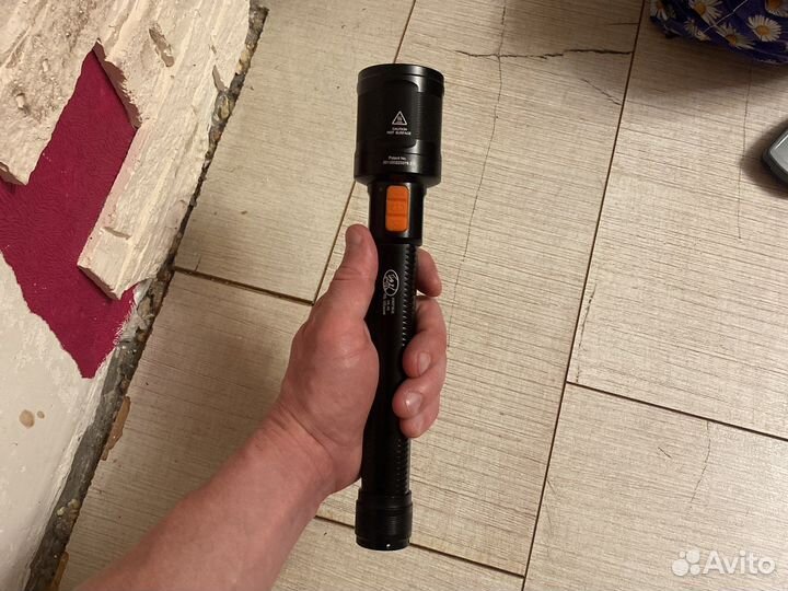 Фонарь с авто зумом