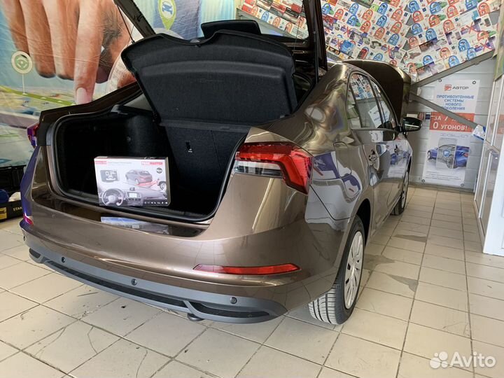 Задний парктроник