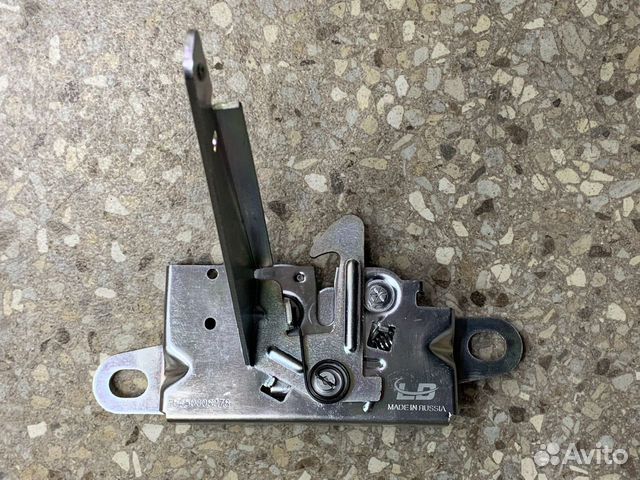 Замок капота Лада Гранта