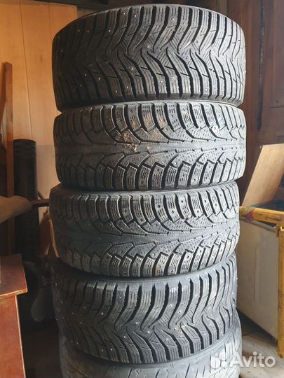 Kumho WinterCraft Ice WI31 235/45 R17