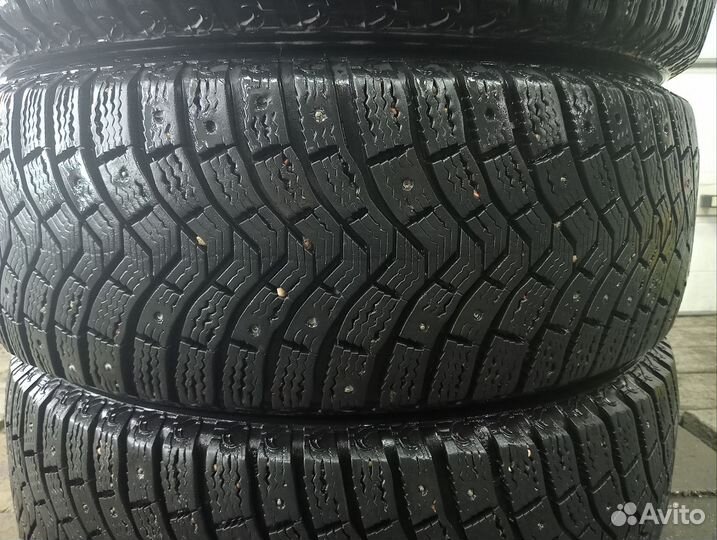 Michelin Latitude X-Ice North 225/65 R17 102T