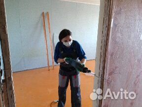 Шпаклёвка стен.Поклейка обоев