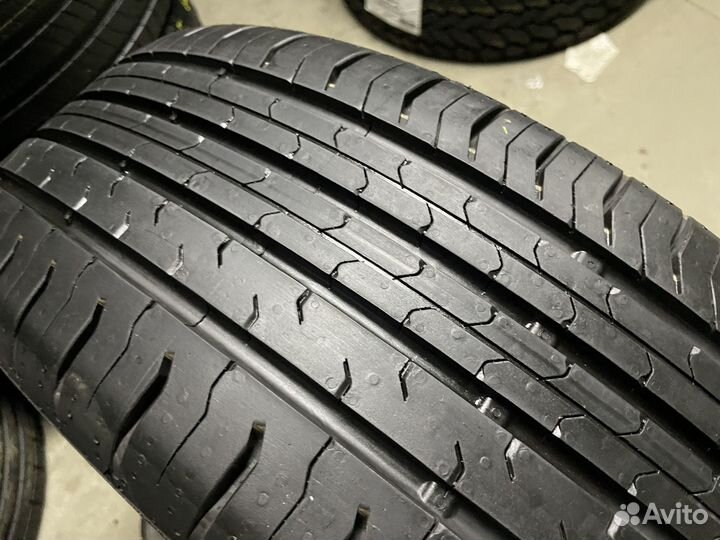 Continental ContiEcoContact 5 215/60 R17 96H