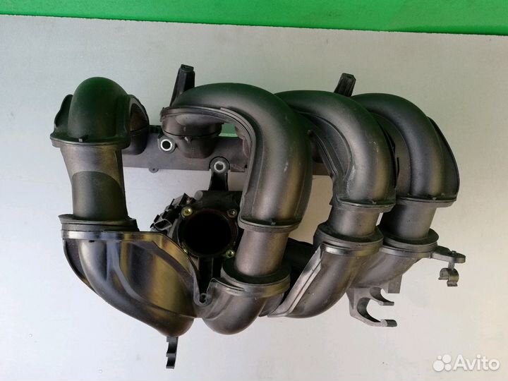 Впускной коллектор 100лс Форд Фокус 2 (1511210)