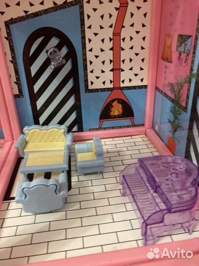 Домик кукольный