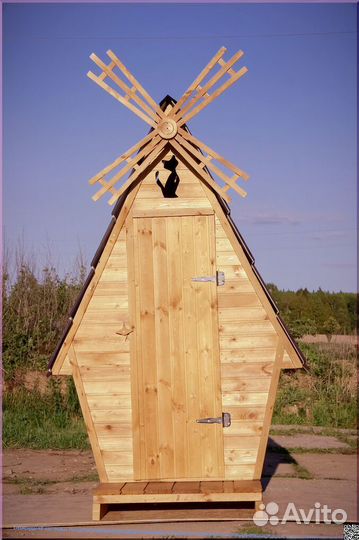 Дачный туалет деревянный