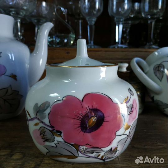 Посуда лфз шиповник чайник сахарница молочник