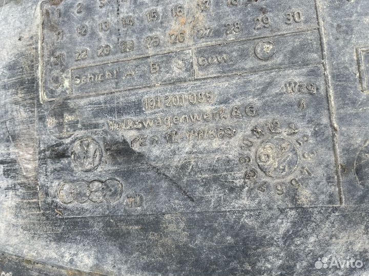 Бак топливный для Volkswagen Golf 2