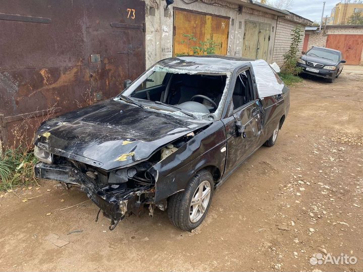 Лада Приора в разбор